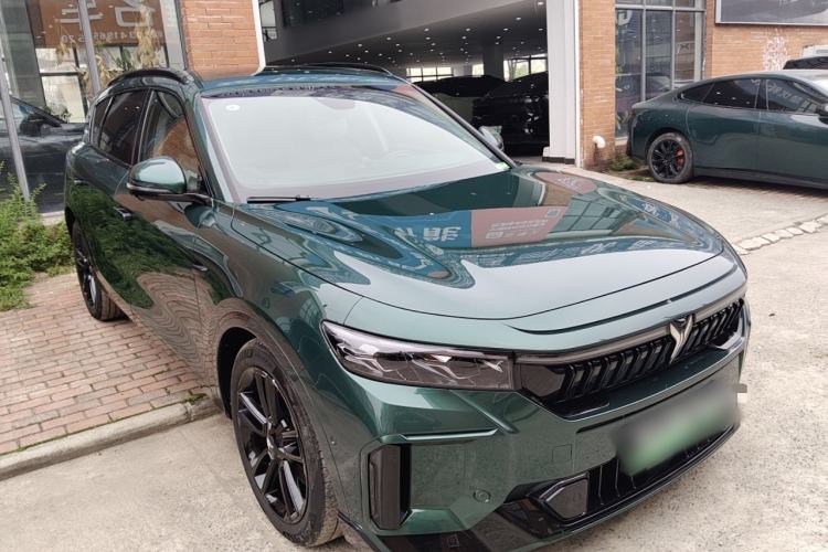 Used VOYAH FREE 2025 318 318 km Rear-Drive Touring Edition Front Right 45 Deg