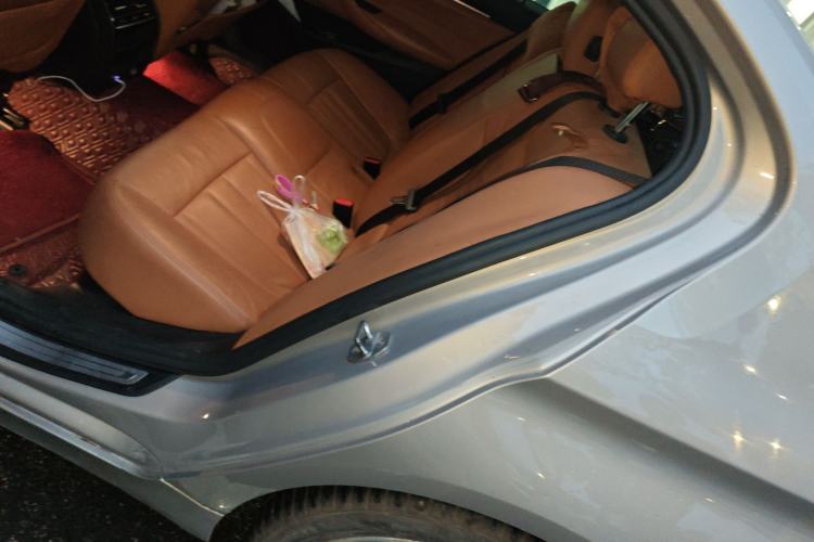 Used BMW 5 Series 2017 528Li xDrive Leading Model Left Rear Seat