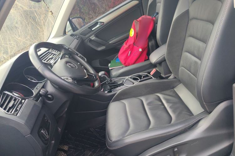 Used Volkswagen Tiguan L 2017 330TSI Automatic Two-Wheel Drive Luxury Edition