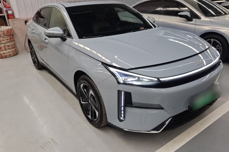 Used Geely Galaxy L6 2025 EM-i 140km Explorer+ Edition
