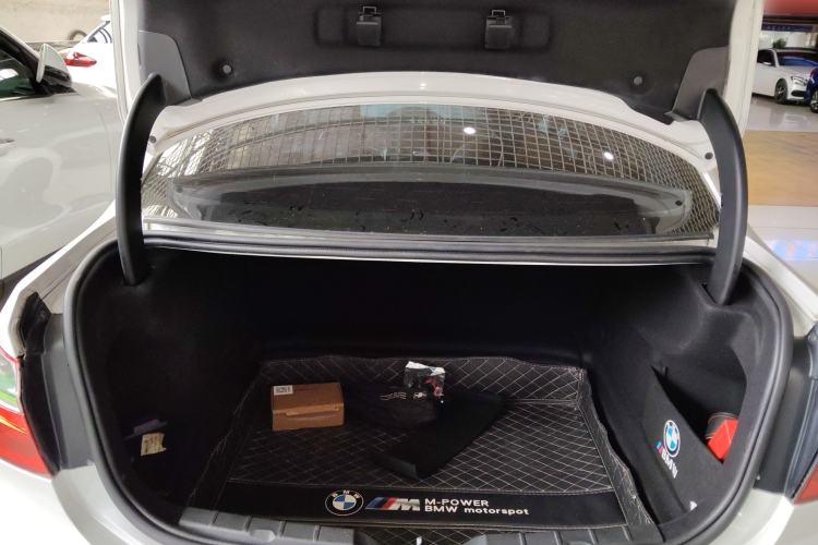 Used BMW 1 Series 2017 118i Fashion Model Trunk