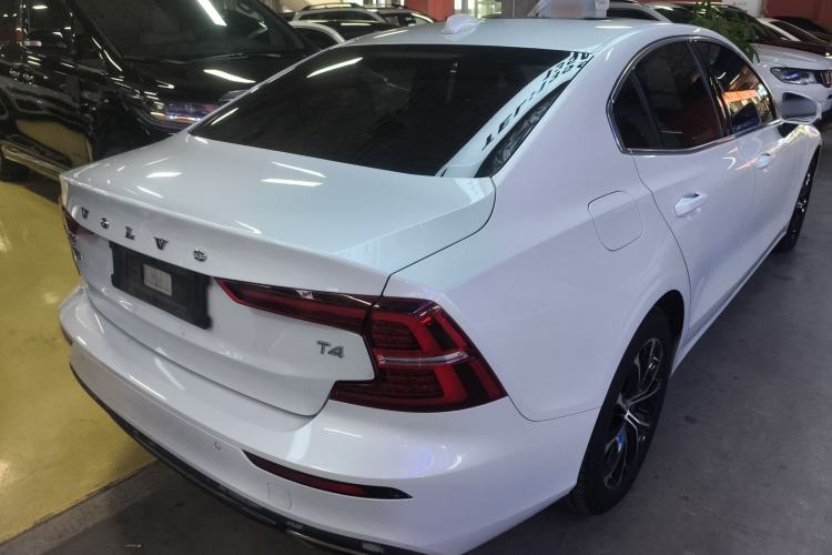 Used Volvo S60 2020 T4 Zhiyi Luxury Edition