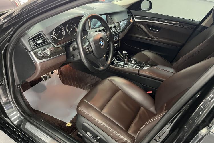 Used BMW 5 Series 2014 525Li Luxury Design Package