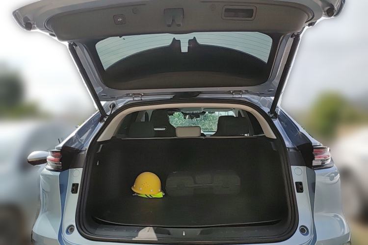 Used Changan UNI-K iDD 2022 Blue Whale iDD 130km 1.5T Prestige Model
