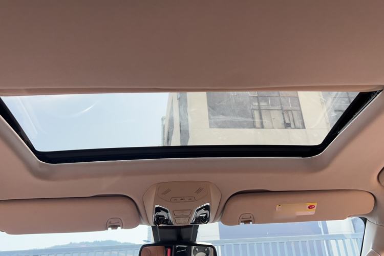 Used SAIC MAXUS D90 2017 2.0T Automatic Two-Wheel Drive - Uranus