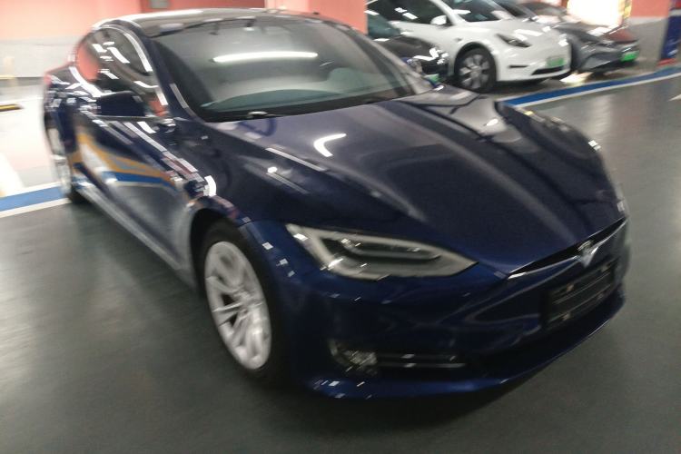 Used Tesla Model S 2017 S 75D Standard Range Edition Front Right 45 Deg