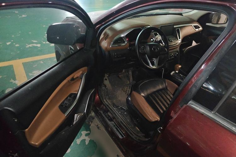 Used Soueast DX7 2017 1.5T Automatic Luxury Model
