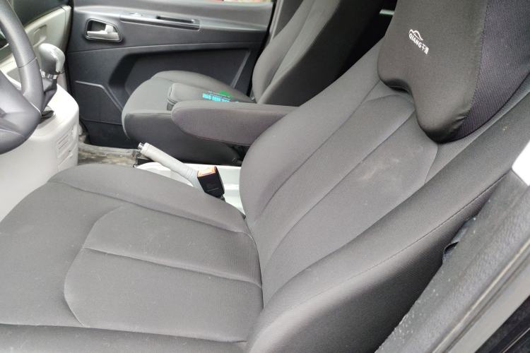 Used JAC Refine M3 2023 PLUS 1.5T 5/7-seat Classic Edition Left Front Seat