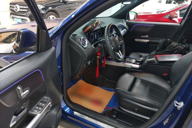 Used Mercedes-Benz GLB 2022 Refresh GLB 200 Dynamic Edition Driver Seat