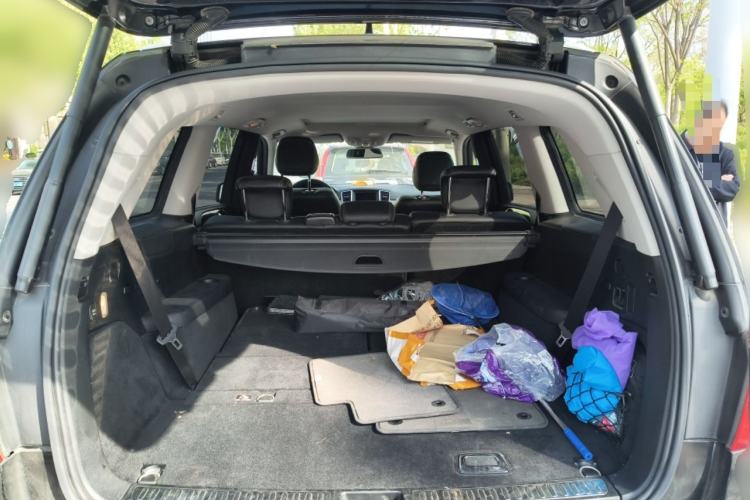 Used Mercedes-Benz GL-Class 2014 GL 350 CDI 4MATIC Trunk