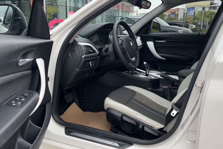 Used BMW 1 Series (Import) 2016 118i Urban Design Package