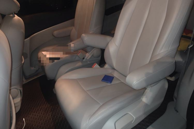 Used Buick GL8 2021 Land Cruiser Executive Class 652T Comfort Model
