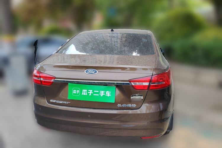 Used Ford Escort 2015 1.5L Manual Fashion Edition