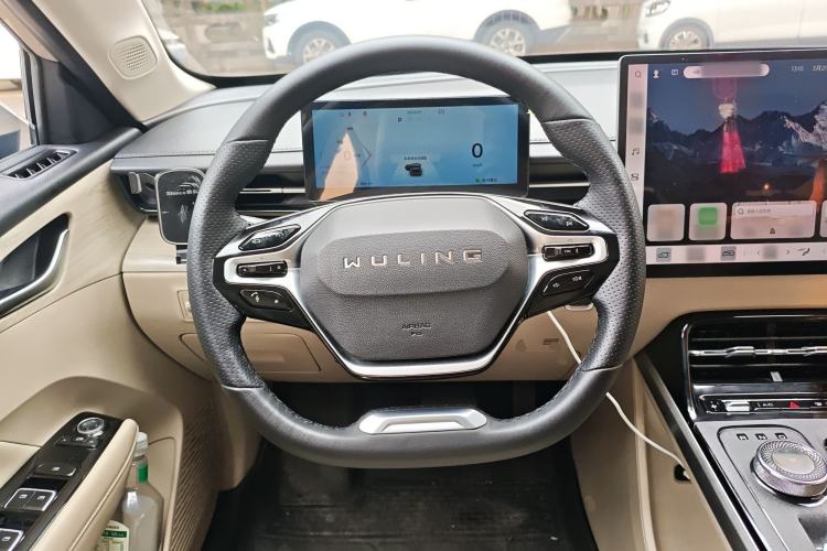 Used Wuling Xingguang 2024 Co-Creation Edition 510 Advanced Model