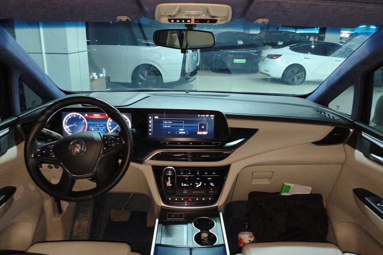 Used Buick GL8 2021 ES Landtrek 653T Comfort Edition