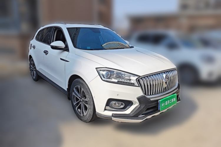 Used BORGWARD BX7 2016 28T Two-Wheel Drive Luxury Version 5 Seats
