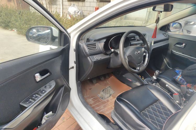 Used Kia K2 2015 Sedan 1.4L MT GLS
