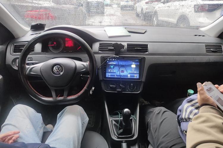 Used Volkswagen Santana 2016 1.6L Manual Fashion Edition
