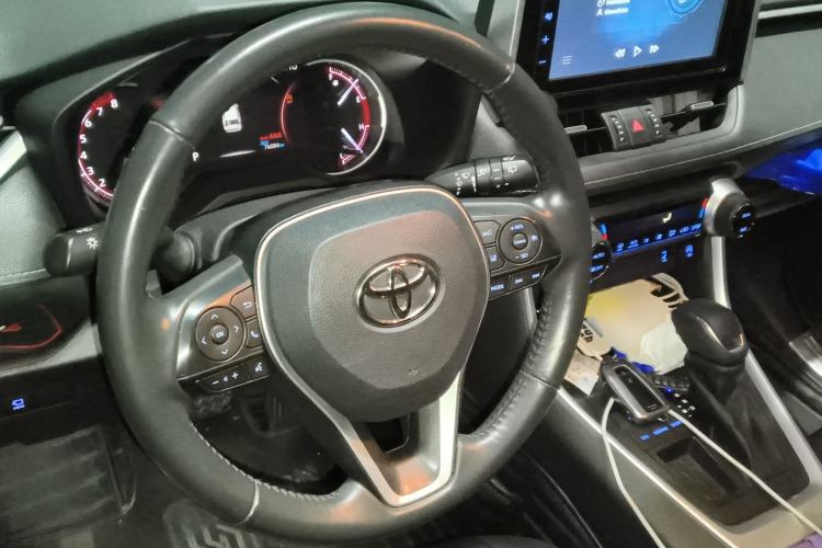 Used Toyota RAV4 2020 2.0L CVT Two-Wheel Drive Prestige Edition Steering Wheel