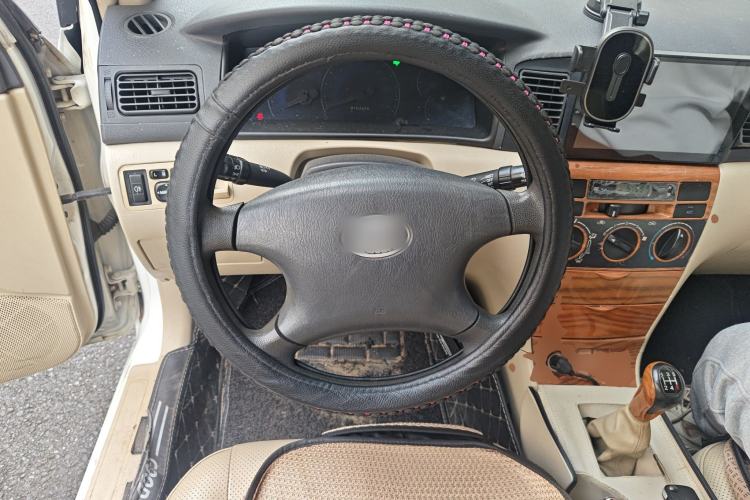 Used BYD F3 2012 Energy-Saving Edition 1.5L Manual Standard Model
