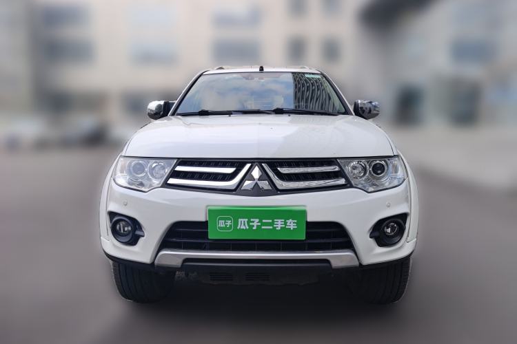 Used Mitsubishi Pajero Sport 2013 3.0L Automatic 4x4 Flagship Edition Front