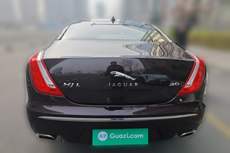 Used Jaguar XJ 2013 XJL 3.0 SC Panoramic Business Edition
