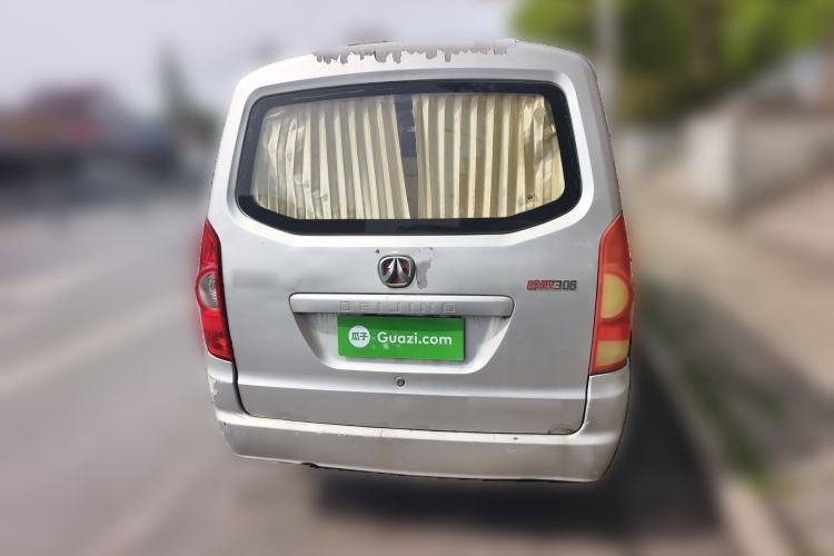 Used BAIC Weiwang 306 2011 1.3L base model 7 seats Rear