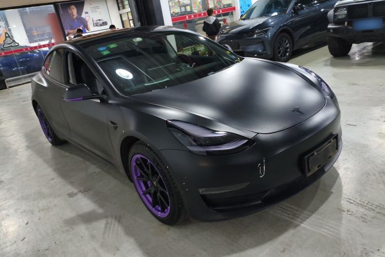 Used Tesla Model 3 2019 Long-Range Rear-Wheel-Drive Version Front Right 45 Deg