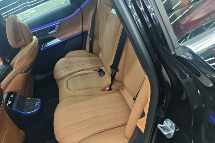 Used Mercedes-Benz E-Class New Energy 2024 E 350 e L Plug-in Hybrid Sedan