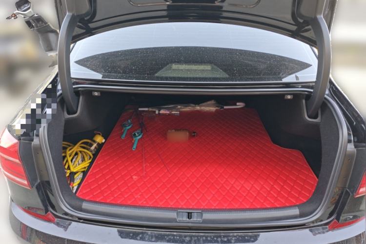 Used Volkswagen Passat 2017 330TSI DSG Luxury Edition Trunk