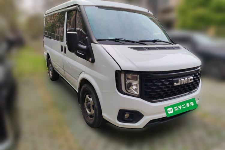 Used JMC Fushun 2022 2.0T Manual Multi-Function Passenger Vehicle Short Wheelbase Low Roof 6-Seater