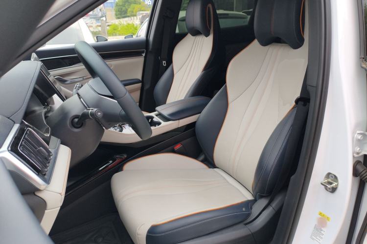 Used BYD Song PLUS New Energy 2024 HONOR Edition DM-i 150km Flagship PLUS
