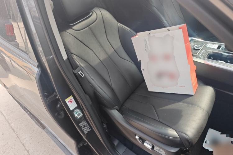 Used Tank 400 New Energy 2024 Hi4-T Off-Road Edition Right Front Seat