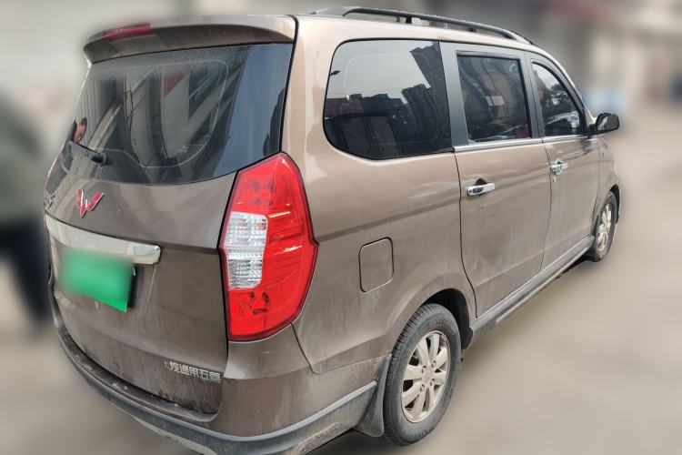 Used Wuling Hongguang 2014 1.2L S Comfort Model China IV