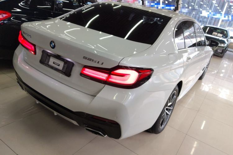 Used BMW 5 Series 2022 Restyled 525Li M Sport Package