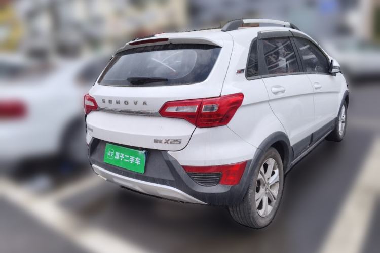Used BAIC Senova X25 2015 1.5L manual Comfort trim level