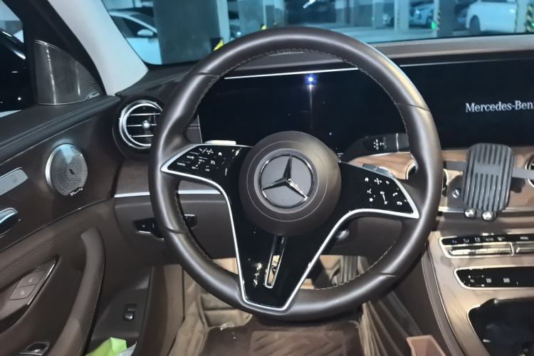 Used Mercedes-Benz E-Class 2023 Facelift E 260 L
