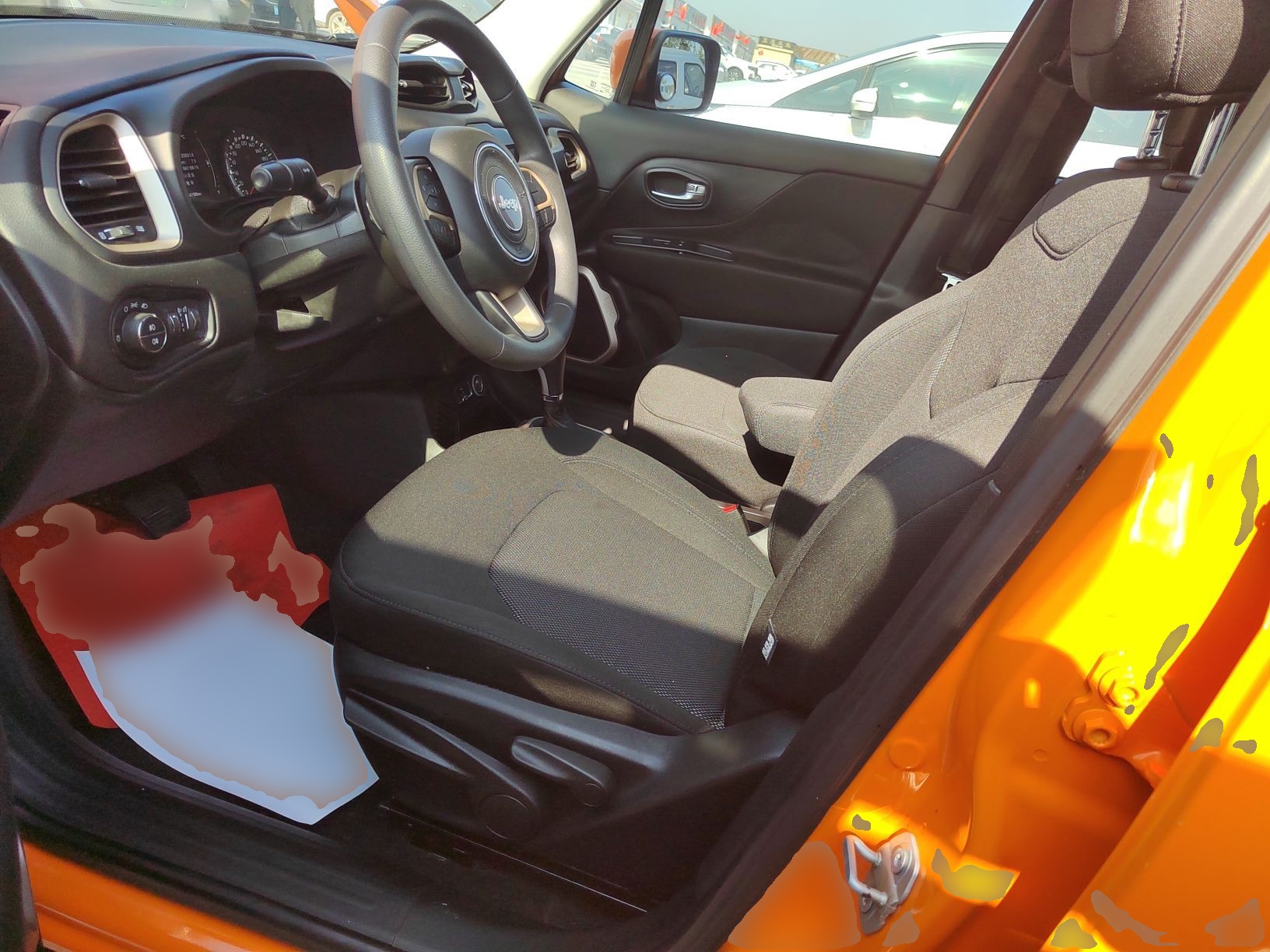 المقاعد الأمامية داخل السيارة