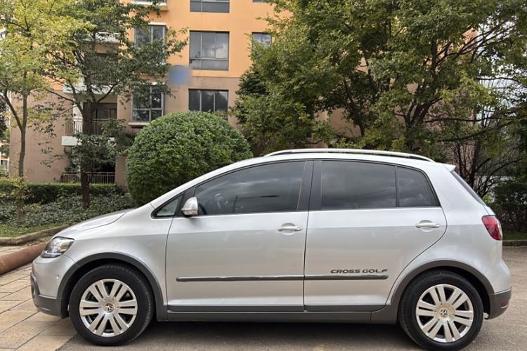 Used Volkswagen Golf 2011 1.4TSI Cross Golf
