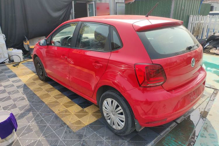 Used Volkswagen Polo 2016 1.6L Automatic Comfort Model
