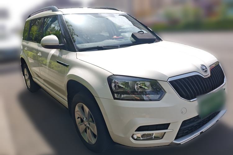 Used Skoda Yeti 2016 1.4TSI DSG Advanced Edition Front Right 45 Deg