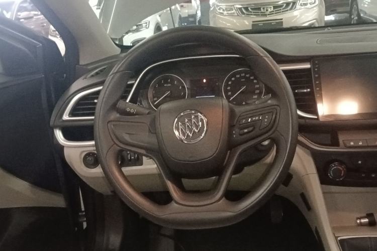 Used Buick GT 2018 15T Manual Entry-Level Version China V Standard Steering Wheel