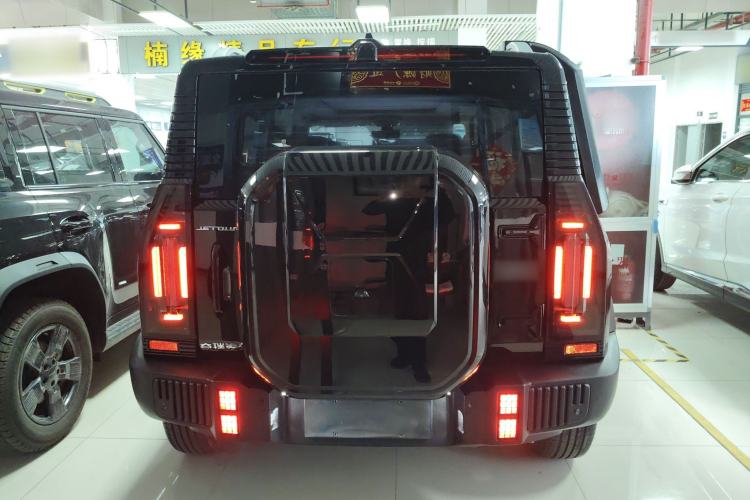 Used JETOUR Traveler 2023 1.5T Two-Wheel Drive Discovery PRO