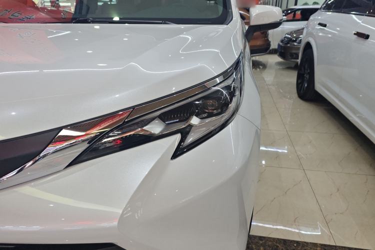 Used Toyota Sienna 2021 2.5L Hybrid Comfort Edition