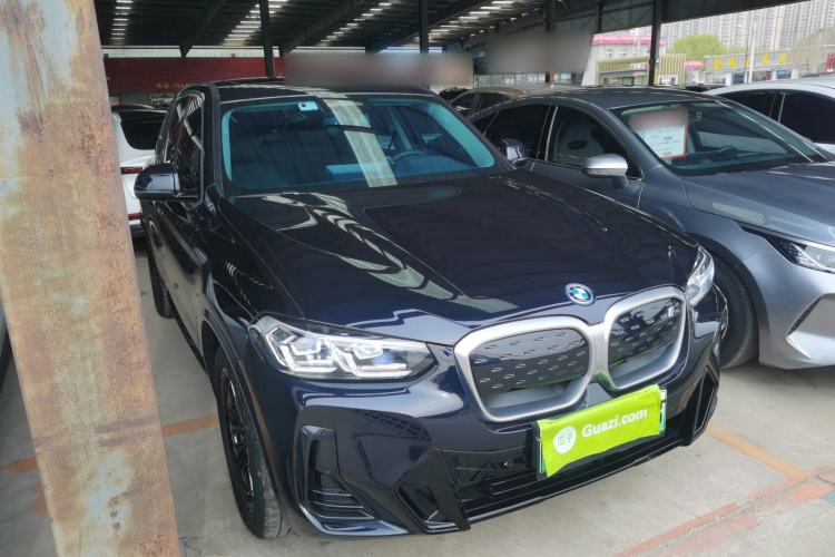 Used BMW iX3 2022 Updated Leading Version Front Right 45 Deg