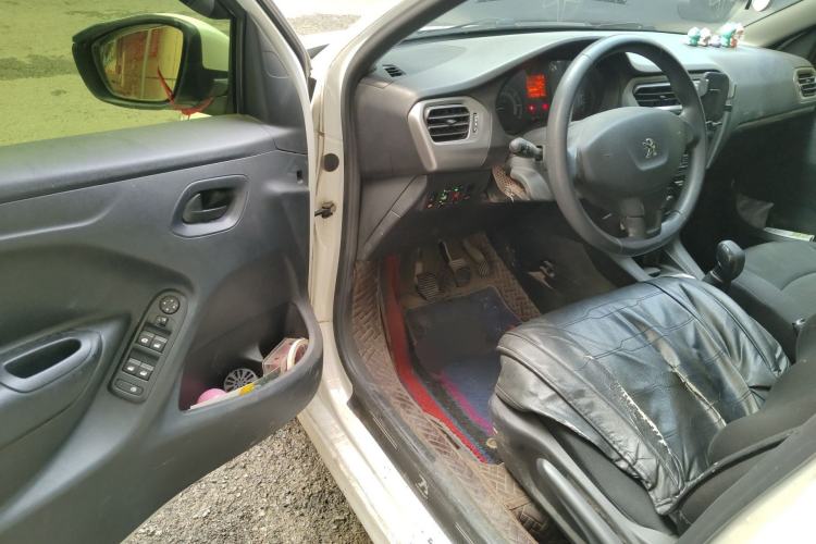 Used Peugeot 301 2014 1.6L Manual Comfort Edition CNG Driver Seat