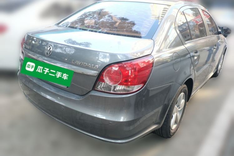 Used Volkswagen Lavida 2011 1.6L Manual - Premium Edition Rear Right 45 Deg