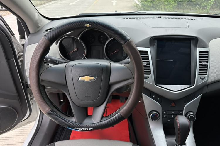 Used Chevrolet Cruze 2013 1.6L SE AT