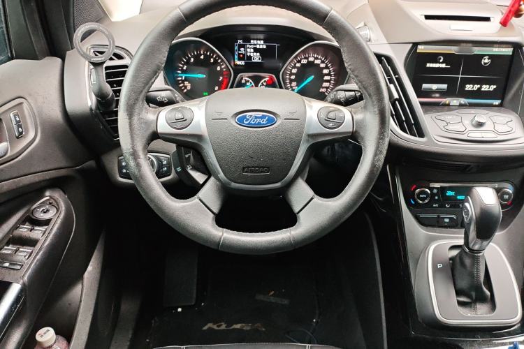 Used Ford Kuga 2015 2.0L GTDi Four-Wheel-Drive Sport Model