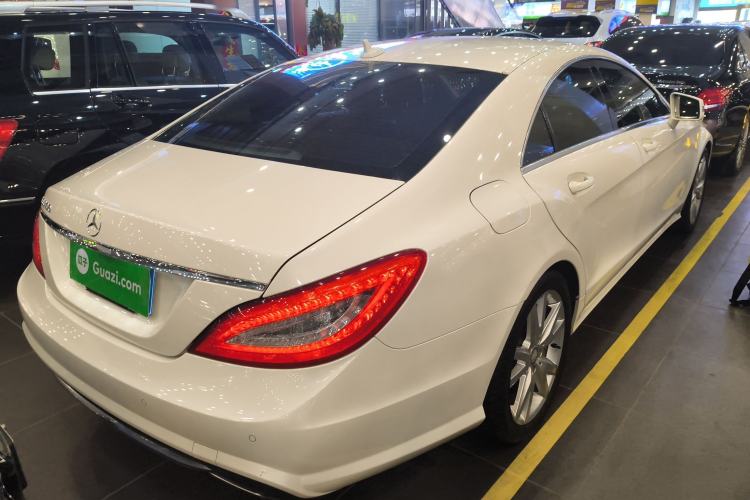 Used Mercedes-Benz CLS 2012 CLS 300 CGI Rear Right 45 Deg